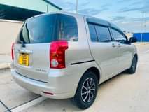 A picture of Toyota raum