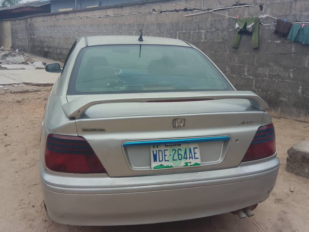 A picture of Honda Accord 2002