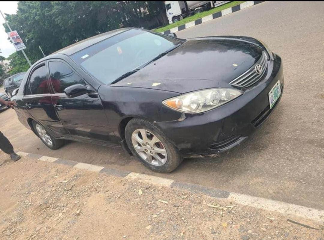 A picture of Toyota Camry 2004