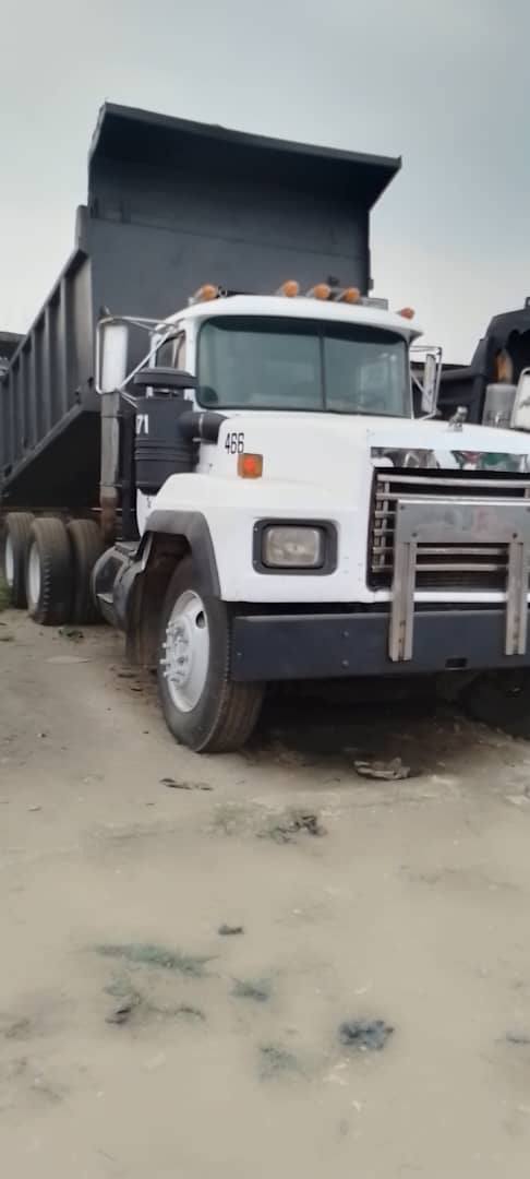 A picture of Mack Tippers