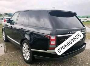 A picture of 2017 Range Rover Vogue automatic transmission Petrol 3000cc 5 Leather