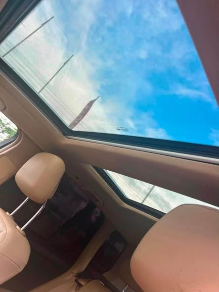 A picture of Mercedes Benz GLK 350