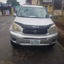 A picture of TOYOTA RAV 4 Everything is working Owerri imo state RAFFINA