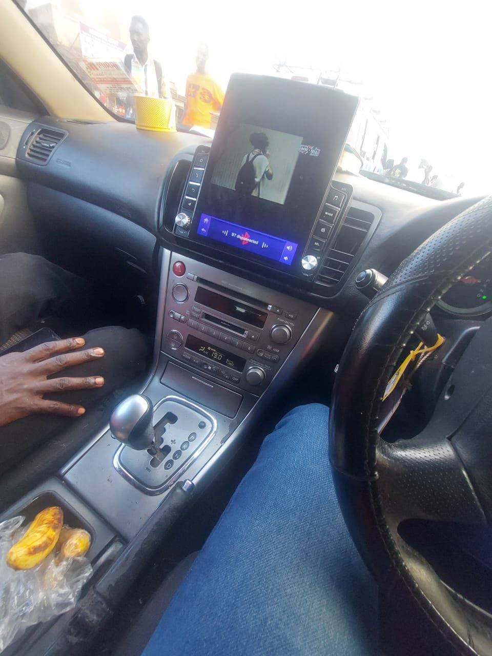 A picture of Available Uhs 11m 0702549830