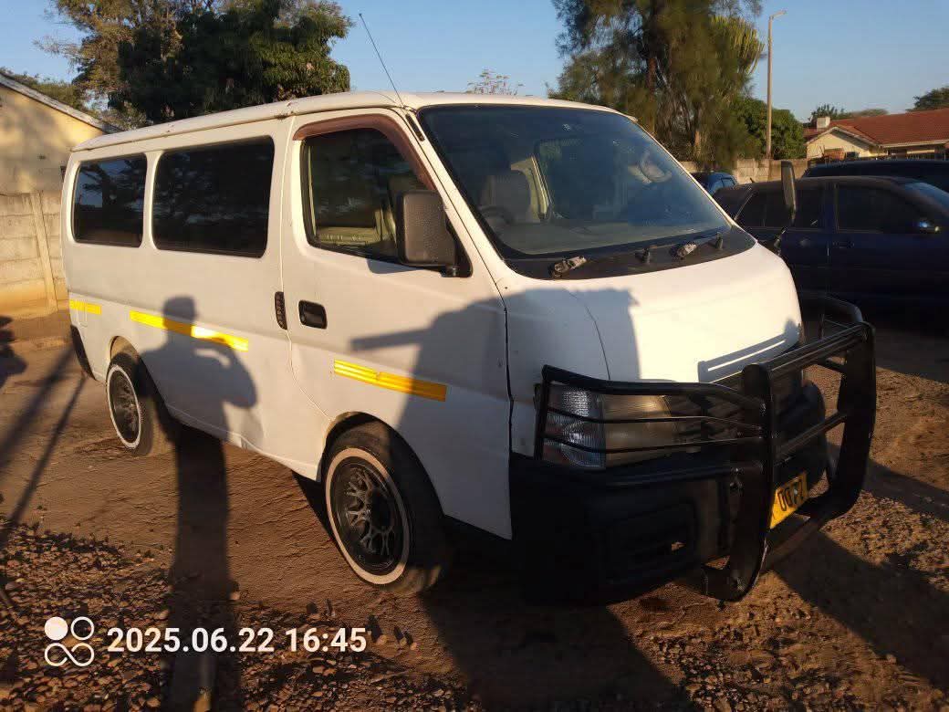 used nissan caravan