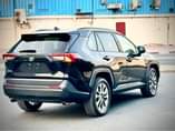 A picture of Toyota Rav4 2021 LE AWD