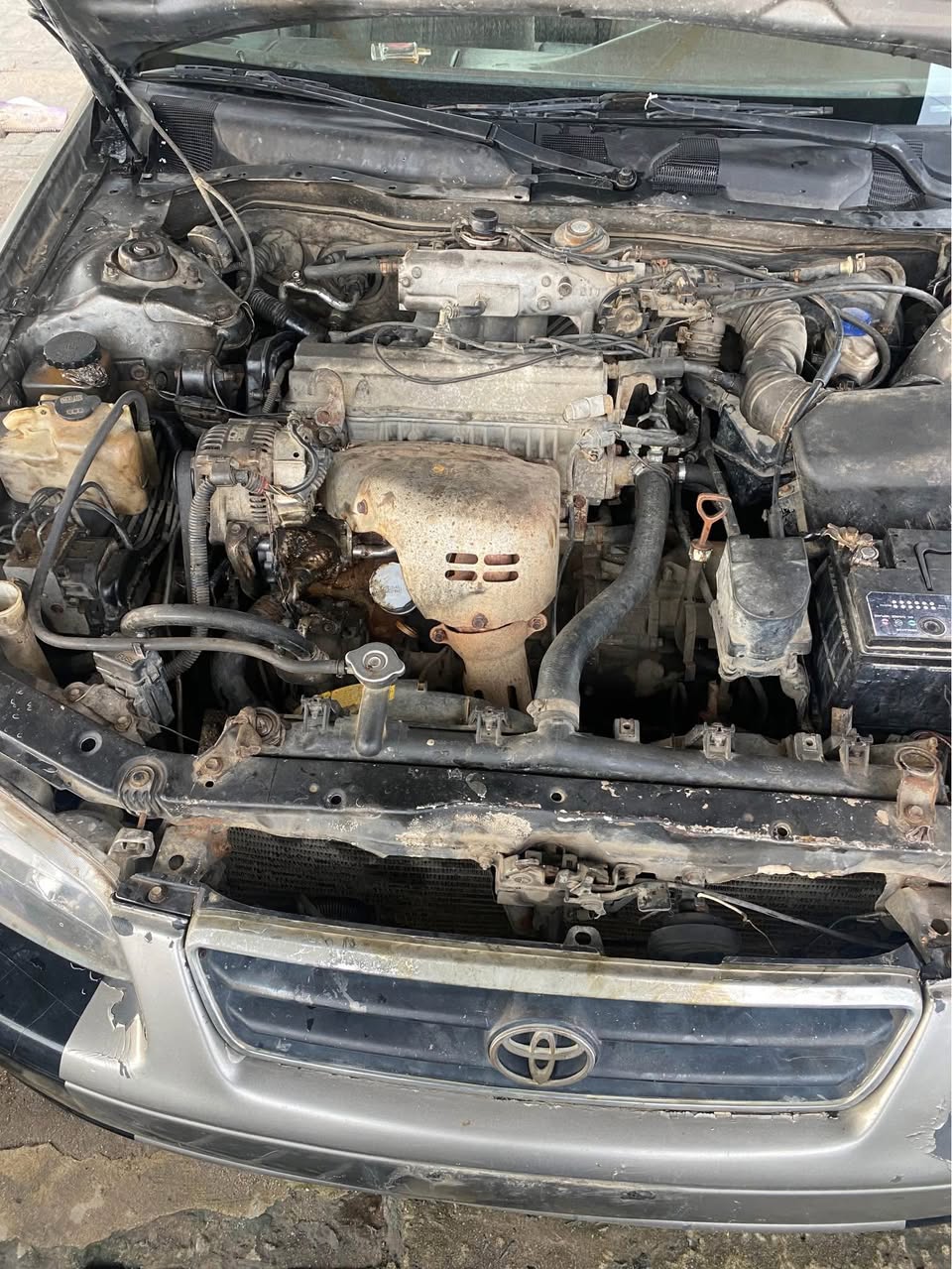 A picture of Pencil Camry 2001