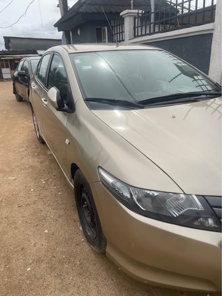 A picture of Honda City 2010
