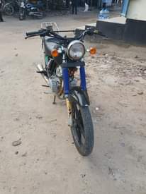 A picture of Haojue cc 125 8 haina kipengele