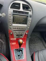 A picture of 2008 model es350 Few months use First body Buy and