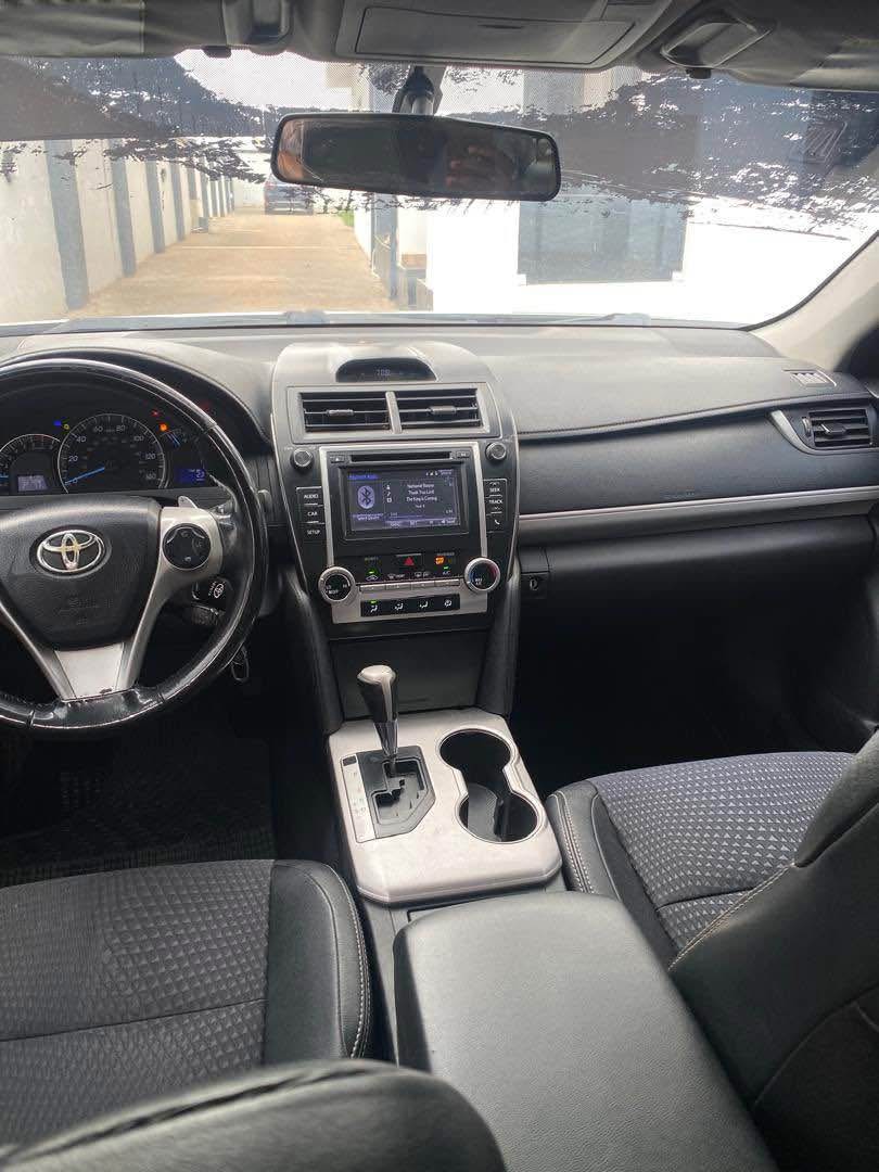 A picture of Toyota Camry SE 2014 Belgium Standard