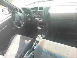 A picture of 850k dealer s food Toyota RAV4 with sound engine and