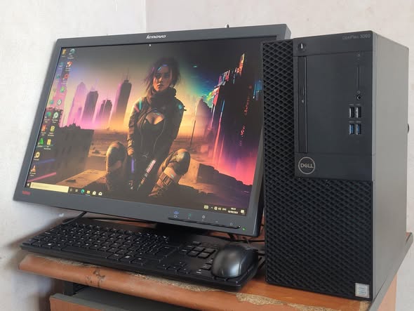 A picture of DESKTOP