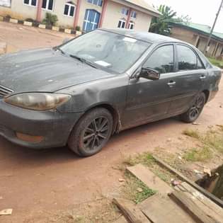 A picture of Toyota Camry 2 4