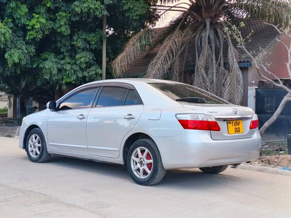 A picture of Toyota Premio new 0712188493