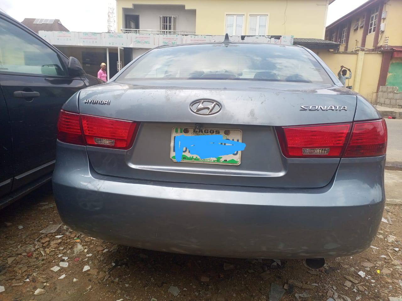 A picture of Hyundai Sonata 2010 USED
