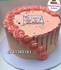 A picture of  birthdaycake cakecakescakes freshcake strawberry vanilla chocolate