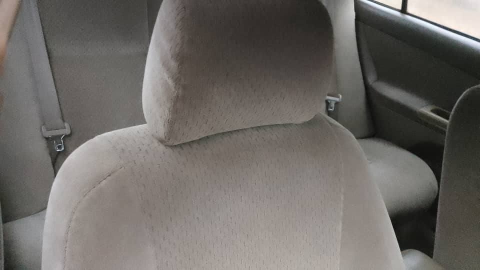 A picture of Toyota Camry 04 engine and gear OK ac needs attention