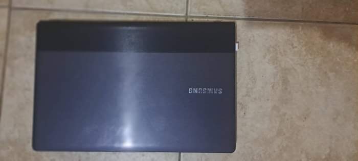 classifieds/laptops