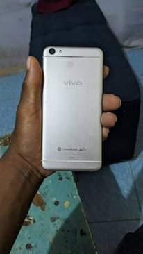 A picture of Vivo X7