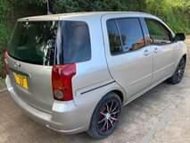 A picture of Toyota raum fore sale