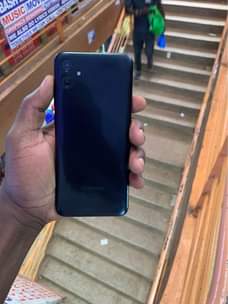 A picture of SAMSUNG A04e