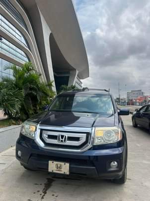 A picture of Good deal. 5 month Used. 2010 Honda Pilot