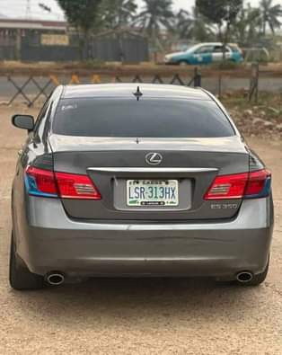 A picture of 2010 Lexus ES350