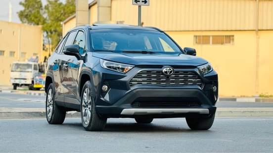 A picture of 2021 Toyota RAV4 Limited