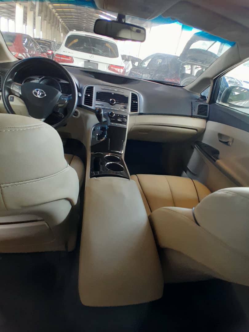A picture of Fastest finger dealers deal tokumbo Toyota venza 2011 model just