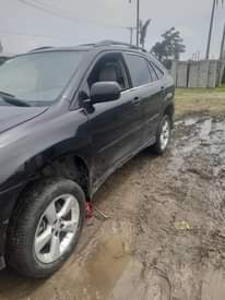 A picture of DEALER MARKET 2005 Rx330 Gear engine untempered ac comparssor need