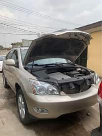A picture of Foreign used Lexus Rx 350 08 330 body