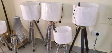 A picture of Home decors on stock clearance sale