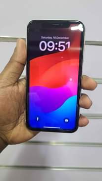 A picture of Iphone XR