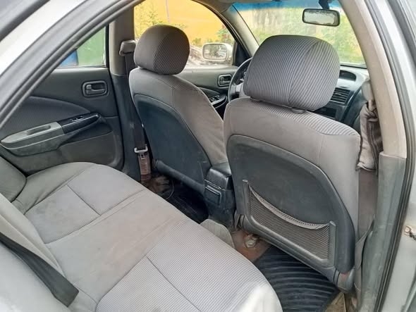 A picture of 2008 Owner needs money nissan sunny