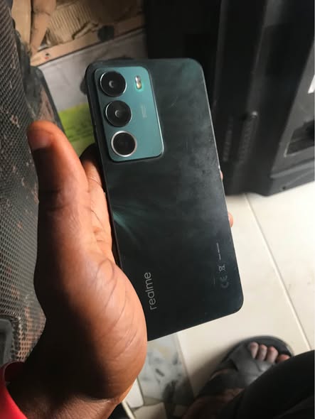A picture of Great phone realme Own by Redmond 128gb