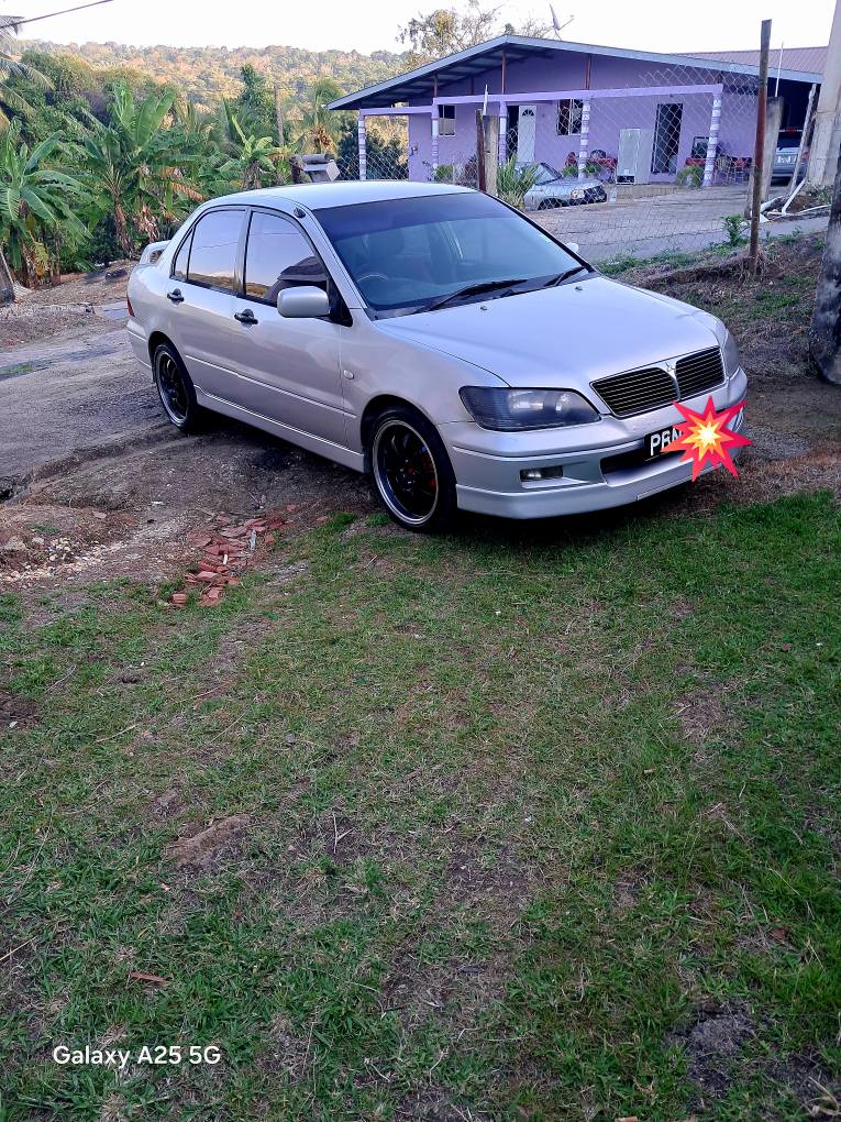mitsubishi lancer