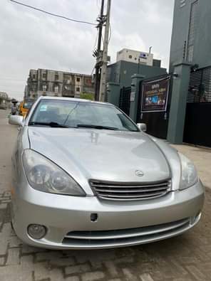 A picture of 2004 Lexus ES300 registered Tokunbo Engine Buy and drive everything