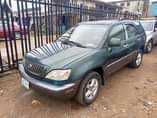 A picture of 01 Rx300