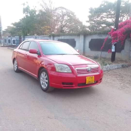 used toyota avensis