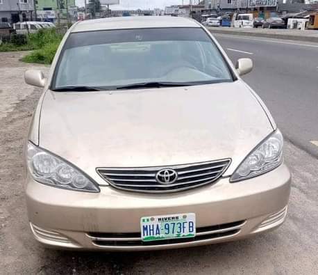 A picture of 2004 big daddy Camry Buy and drive Sharp engine and