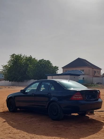 A picture of 2003 Mercedes Benz c class