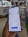 A picture of Cracked samsung note 10