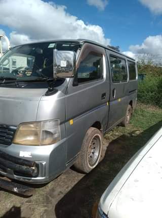 used nissan caravan