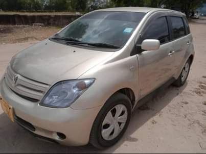 A picture of TOYOTA IST INAUZWA 4 5M 0743173980