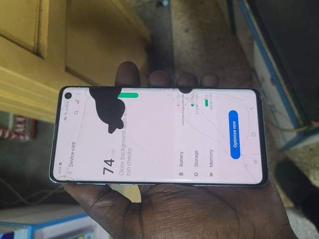 A picture of S10 128gb