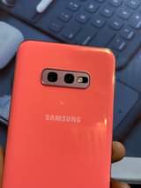 A picture of Samsung s10e 128gb