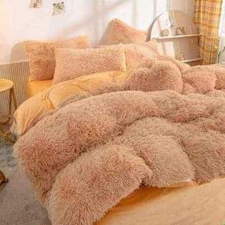 A picture of Bed cover