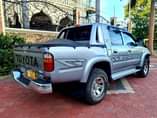 A picture of Toyota hilux Automatic transmission Year 2003 Km 92349 Engine 3rz