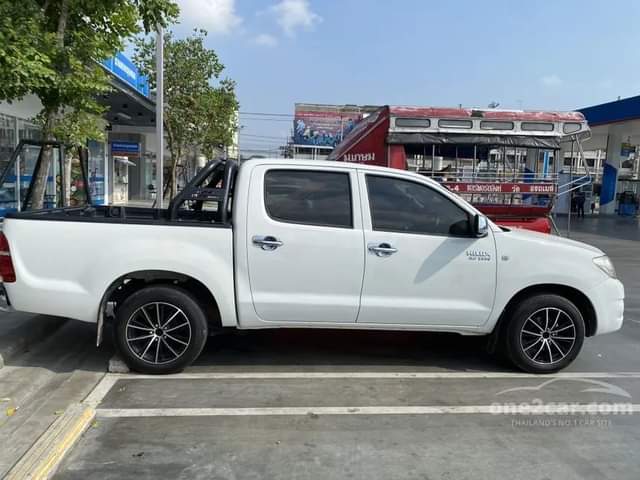 A picture of 2010 Toyota Hilux Vigo Double Cab